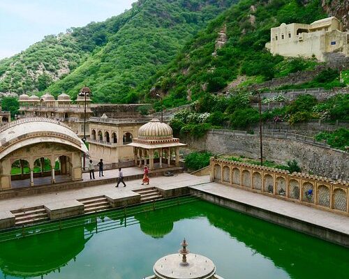 monkey-temple-galta-ji